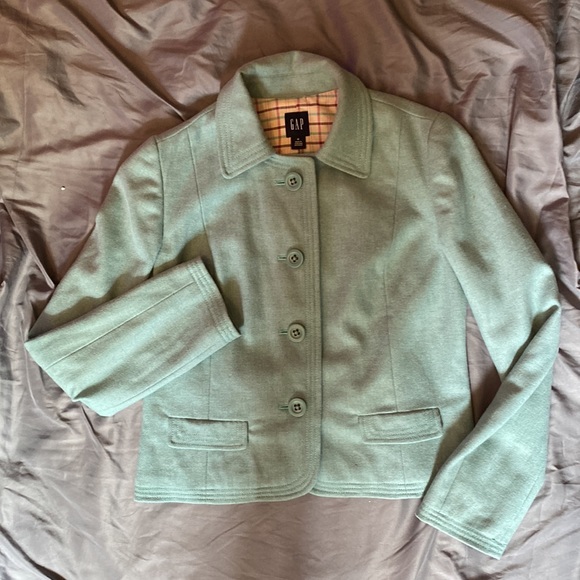 GAP two piece suit. Wool jacket size M & skirt size 12 - Picture 2 of 6